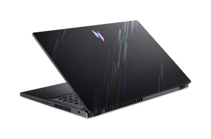 Ноутбук Acer Nitro V 15 ANV-15-51-99VQ
