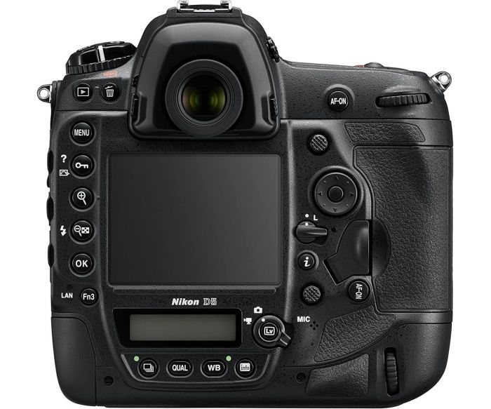 Nikon D5 body (VBA460AE)