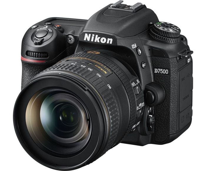 Nikon D7500 kit (16-80mm) VR