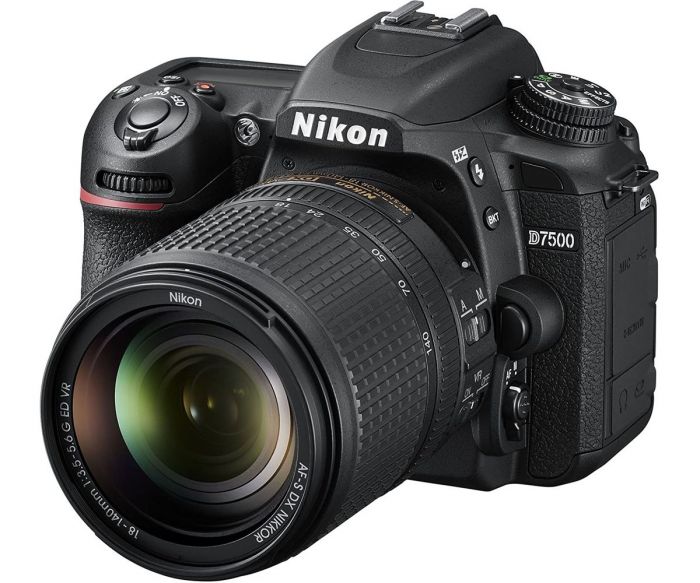 Nikon D7500 kit (18-140mm) VR (VBA510K002) (UA)